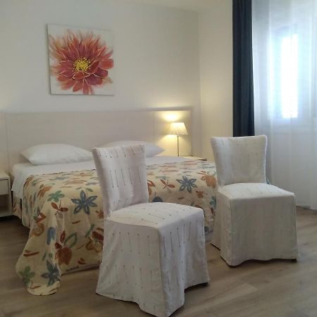 Apartmani Mateo Primošten Esterno foto