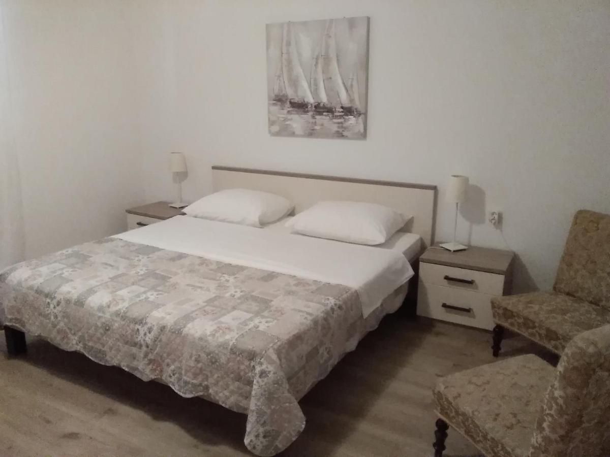 Apartmani Mateo Primošten Esterno foto